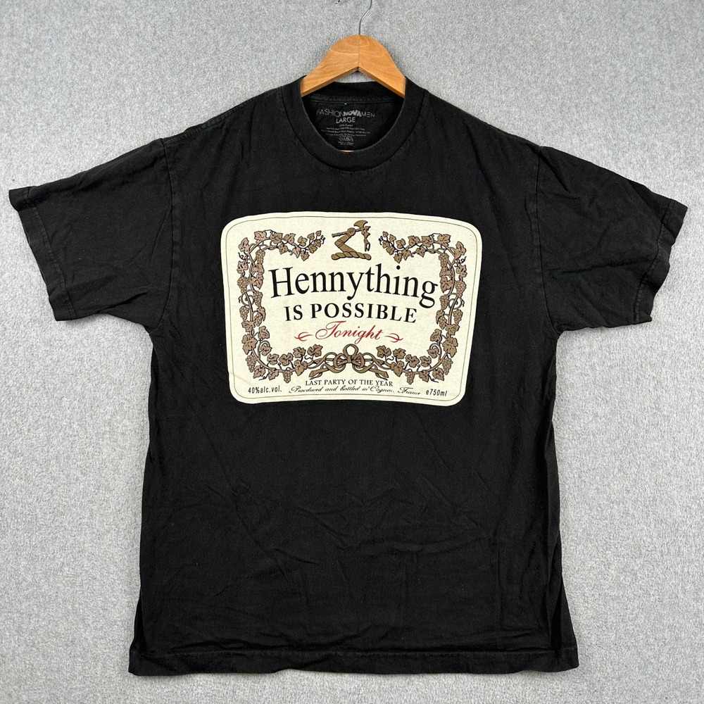 Mens T-Shirt Mens Large Black Hennything Is Possible Graphic Tee